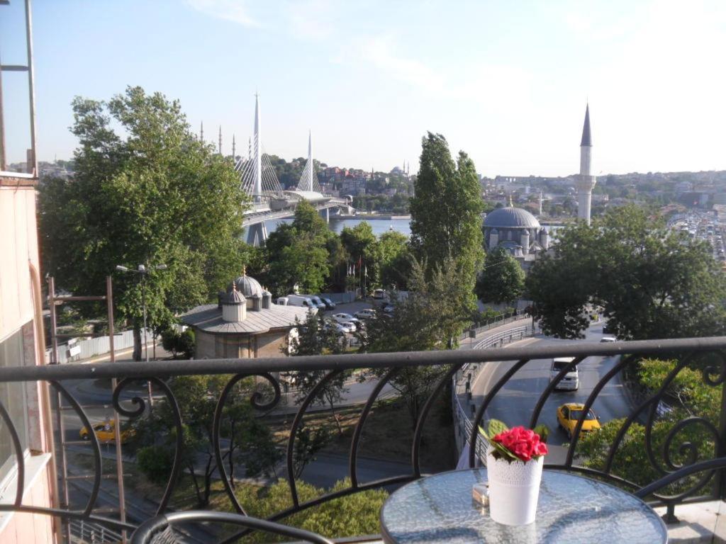 Galatolia Hotel Istanboel Kamer foto